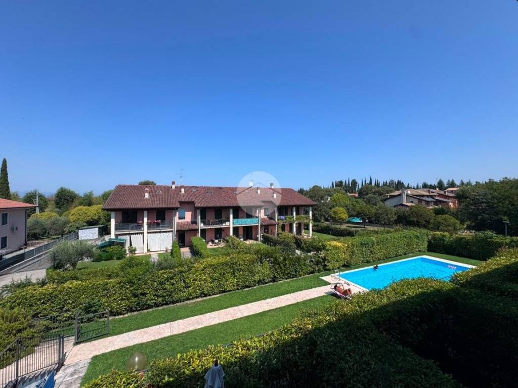 appartamento in vendita a Peschiera del Garda in zona Dolci