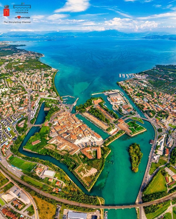 appartamento in vendita a Peschiera del Garda in zona San Benedetto di Lugana