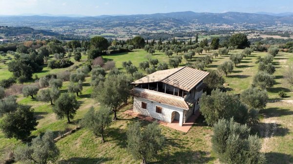 casa indipendente in vendita a Peschiera del Garda in zona Dolci