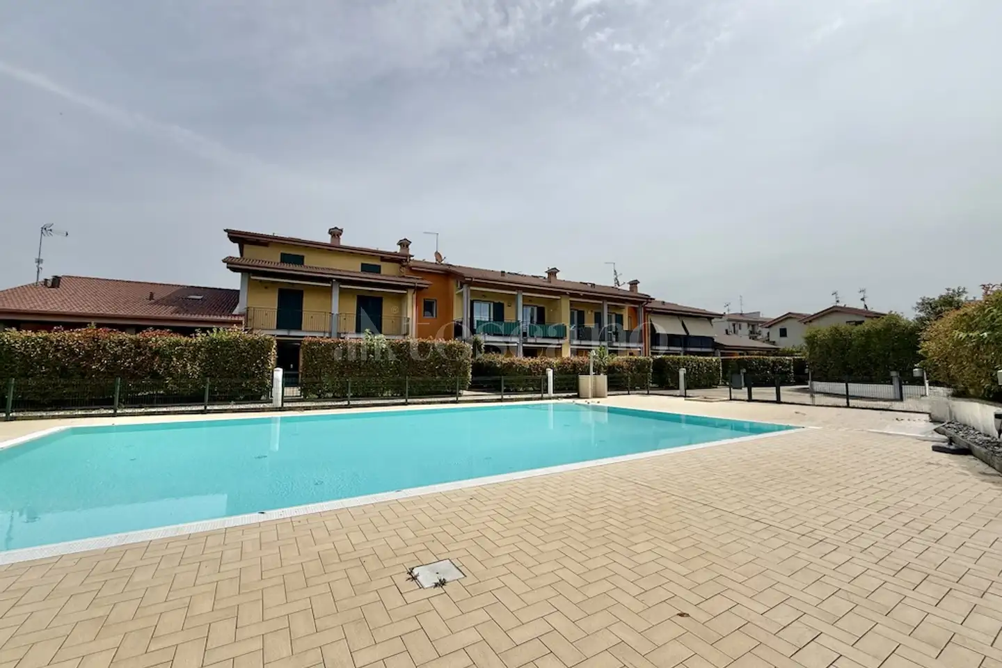 appartamento in vendita a Peschiera del Garda in zona San Benedetto di Lugana