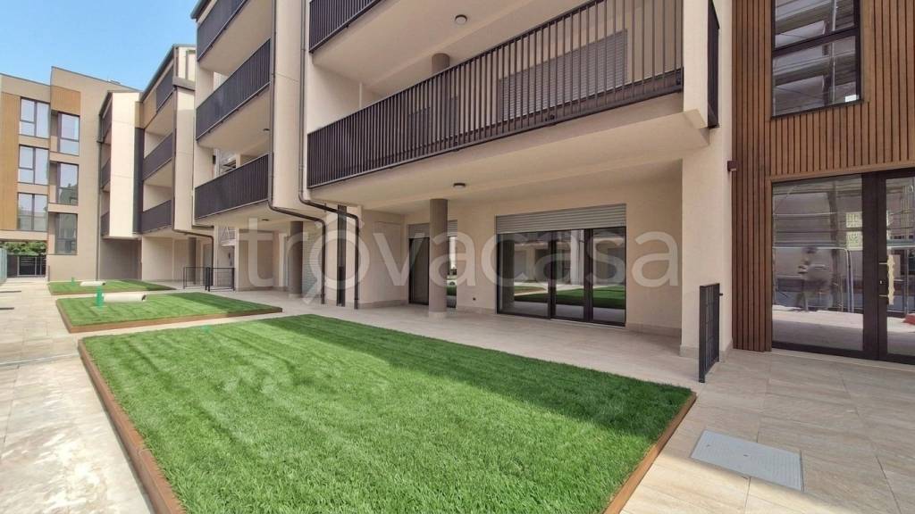 appartamento in vendita a Peschiera del Garda in zona San Benedetto di Lugana
