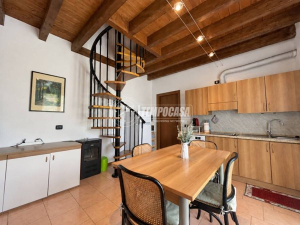 appartamento in vendita a Peschiera del Garda