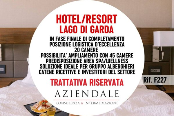negozio in vendita a Peschiera del Garda