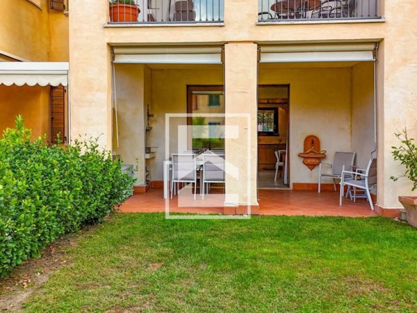 appartamento in vendita a Peschiera del Garda in zona San Benedetto di Lugana
