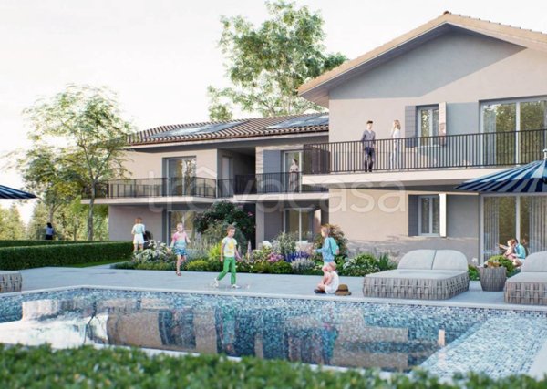 appartamento in vendita a Peschiera del Garda in zona Broglie