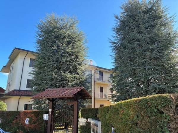 appartamento in vendita a Peschiera del Garda