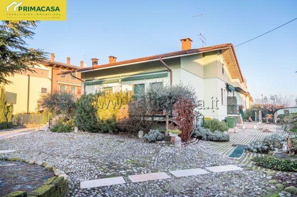 casa indipendente in vendita a Povegliano Veronese