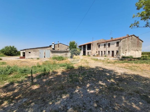 casa indipendente in vendita a Povegliano Veronese