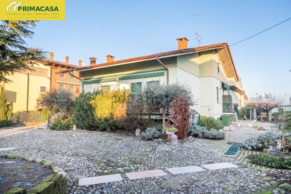 casa indipendente in vendita a Povegliano Veronese