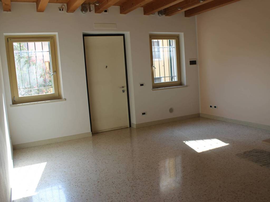 casa indipendente in vendita a Povegliano Veronese