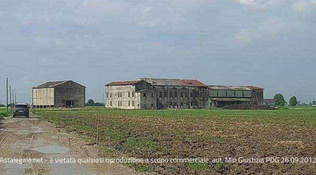 casale in vendita a Povegliano Veronese