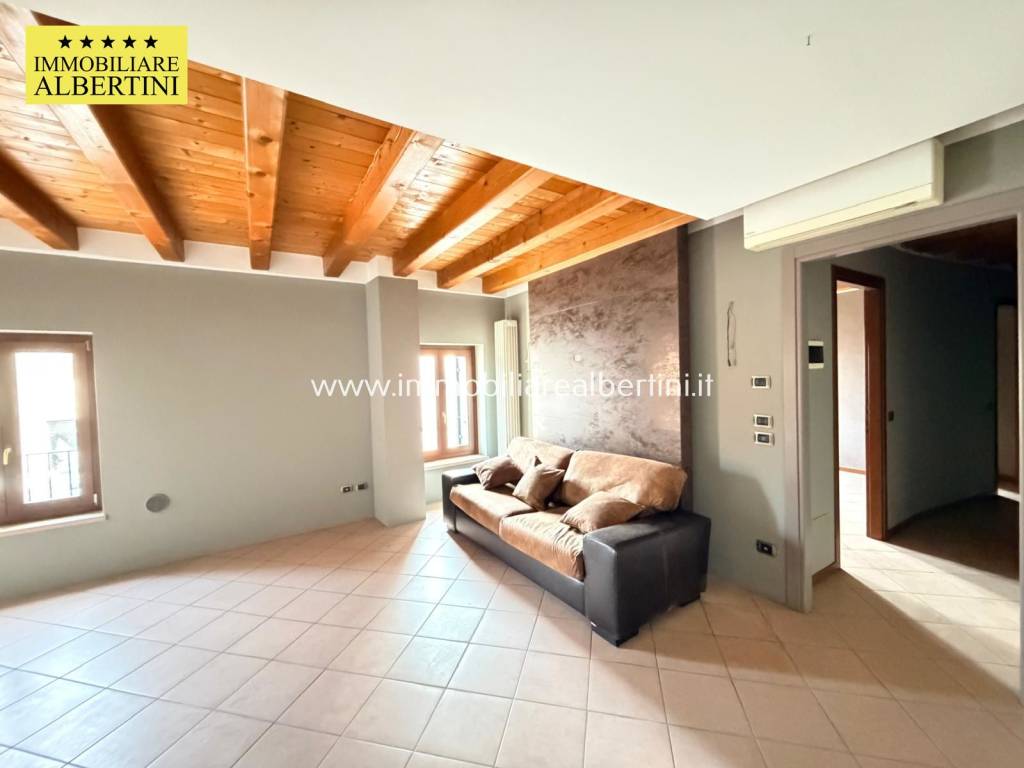 appartamento in vendita a Povegliano Veronese