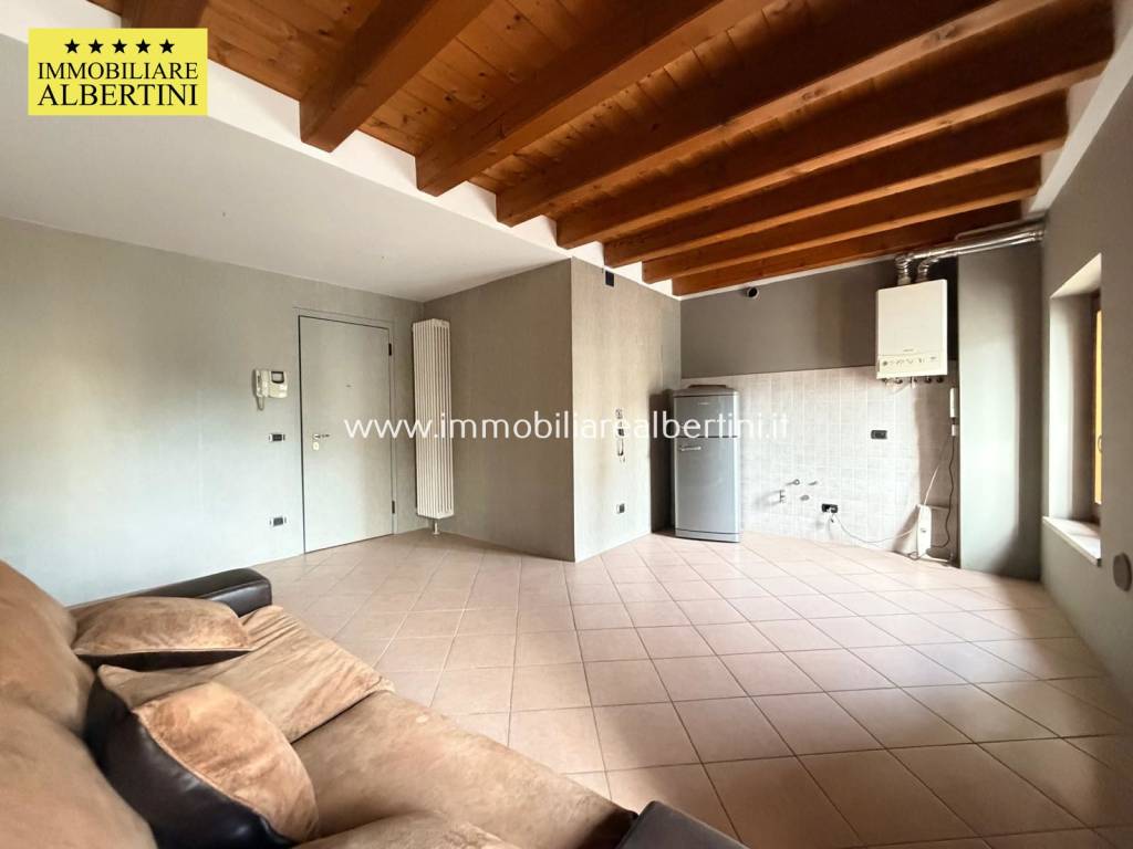 appartamento in vendita a Povegliano Veronese in zona Madonna dell'Uva Secca