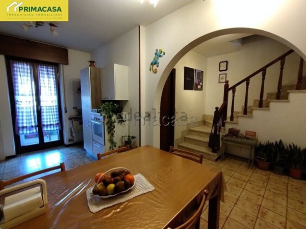 casa indipendente a Povegliano Veronese in zona Madonna dell'Uva Secca