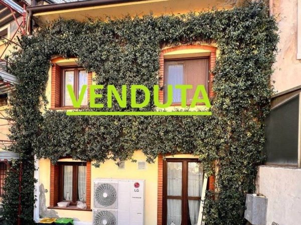 casa indipendente a Povegliano Veronese in zona Madonna dell'Uva Secca