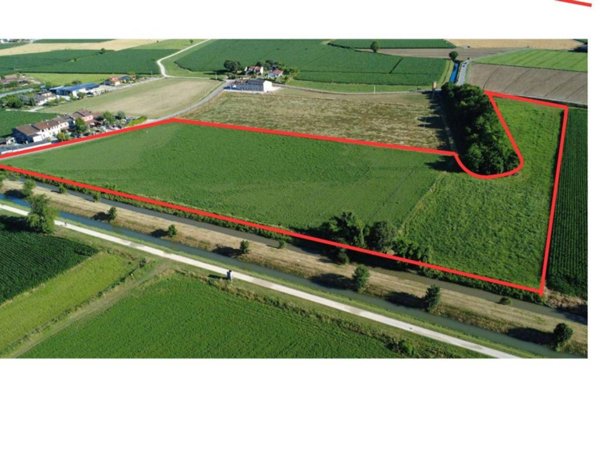 terreno agricolo in vendita a Povegliano Veronese in zona Madonna dell'Uva Secca