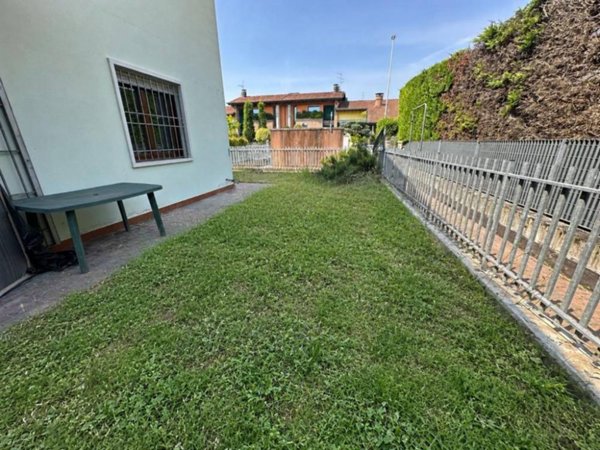 appartamento in vendita a Povegliano Veronese in zona Madonna dell'Uva Secca