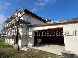 casa indipendente in vendita a Pressana in zona Crosare