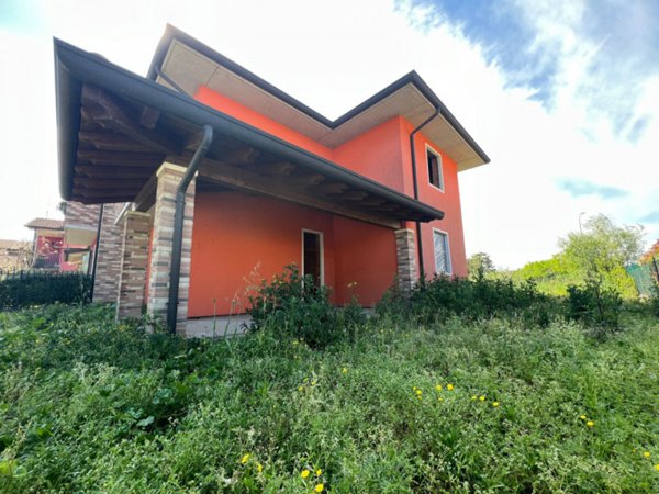 casa indipendente in vendita a Pressana