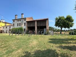 casa indipendente in vendita a Pressana