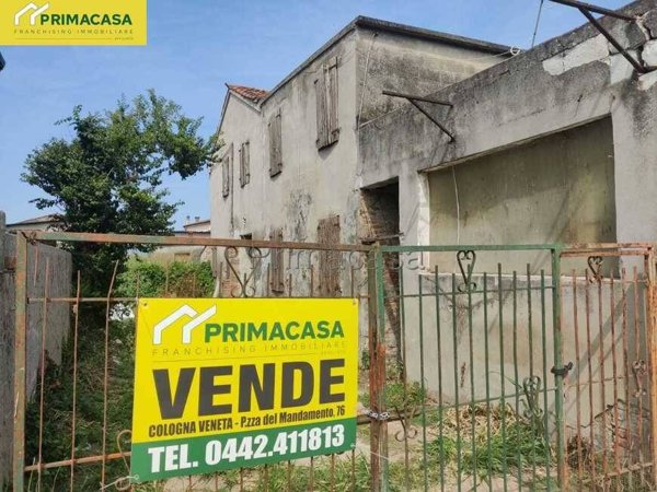casa indipendente in vendita a Pressana in zona Caselle