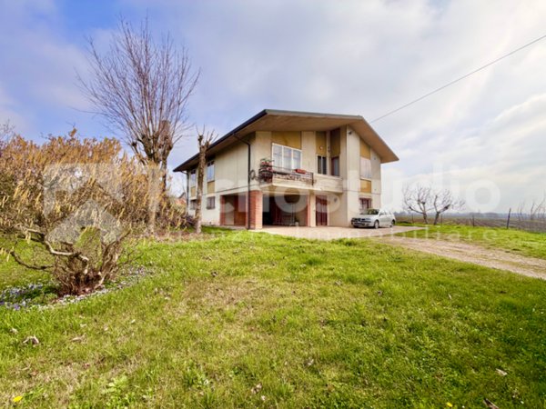 casa indipendente in vendita a Pressana