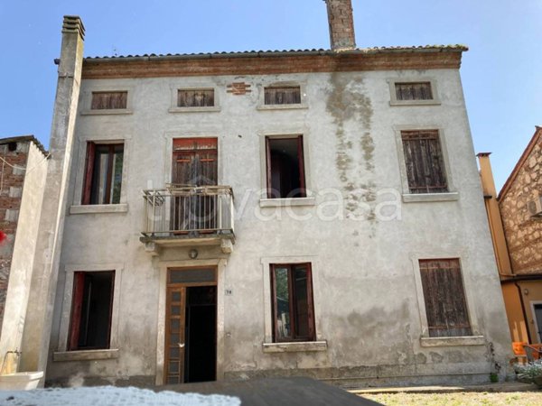 casa indipendente in vendita a Pressana