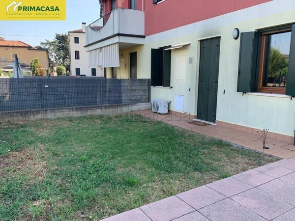 appartamento in vendita a Pressana in zona Crosare