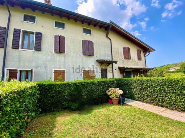 casa indipendente in vendita a Rivoli Veronese