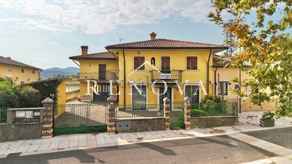casale in vendita a Rivoli Veronese