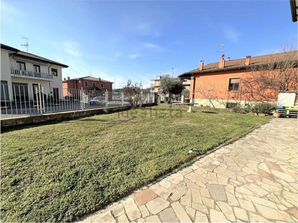 casa indipendente in vendita a Roncà