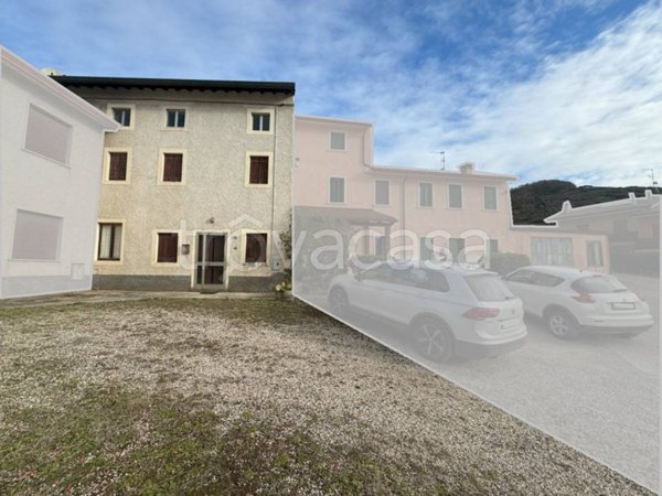 casa indipendente in vendita a Roncà in zona Terrossa