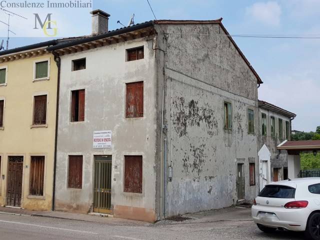 casa indipendente in vendita a Roncà