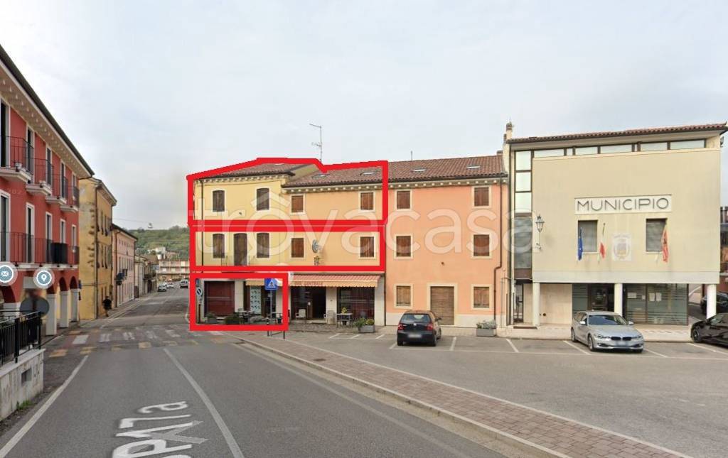 appartamento in vendita a Roncà in zona Terrossa