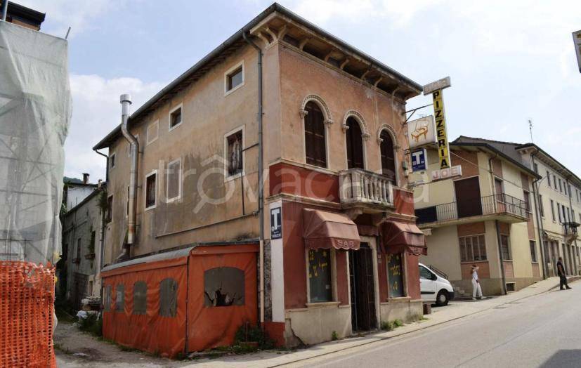 ufficio in vendita a Roncà in zona Terrossa