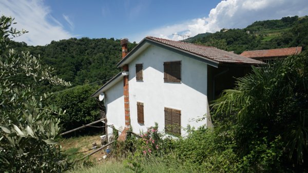 casa indipendente in vendita a Roncà in zona Terrossa