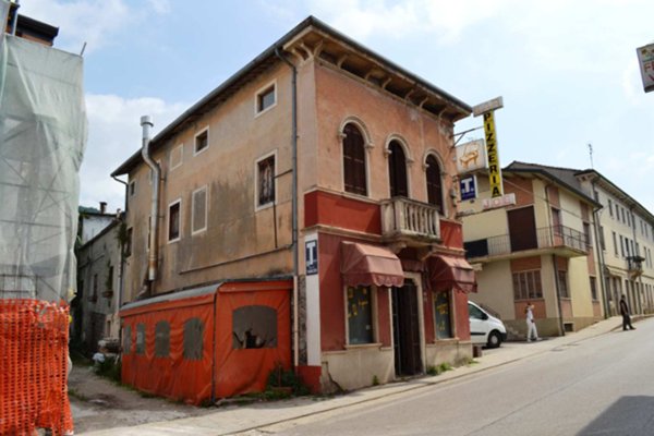 appartamento in vendita a Roncà in zona Terrossa