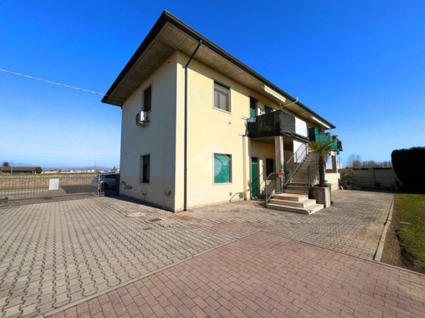appartamento in vendita a Ronco all'Adige