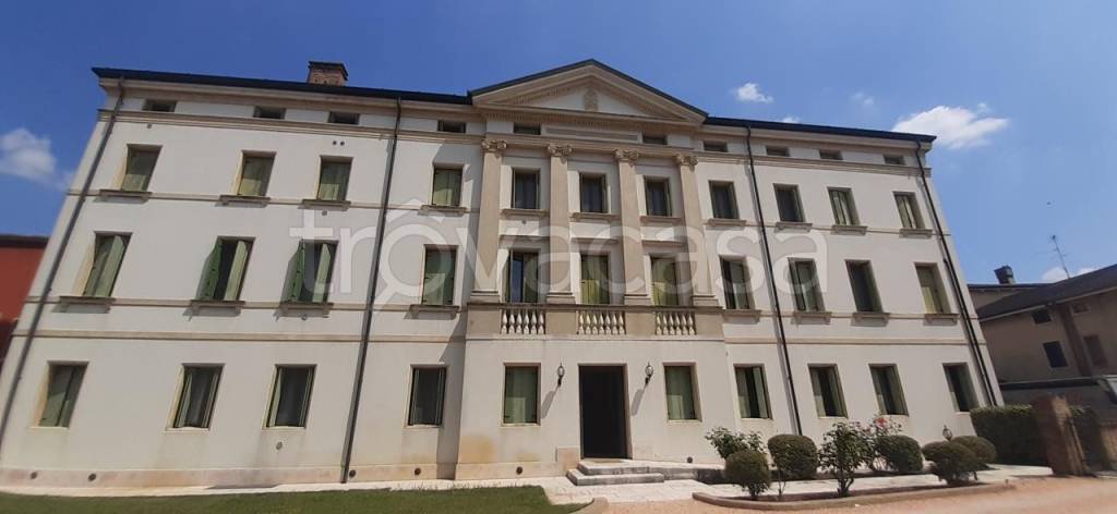 ufficio in vendita a Ronco all'Adige