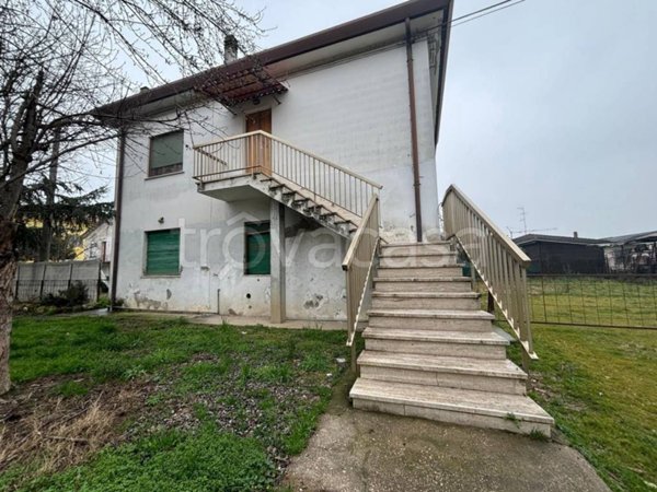 appartamento in vendita a Ronco all'Adige