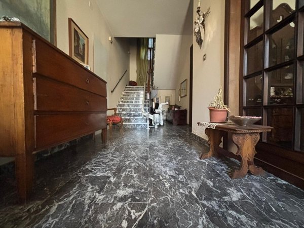casa indipendente in vendita a Ronco all'Adige