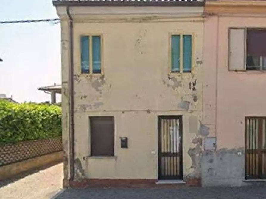 casa indipendente in vendita a Ronco all'Adige