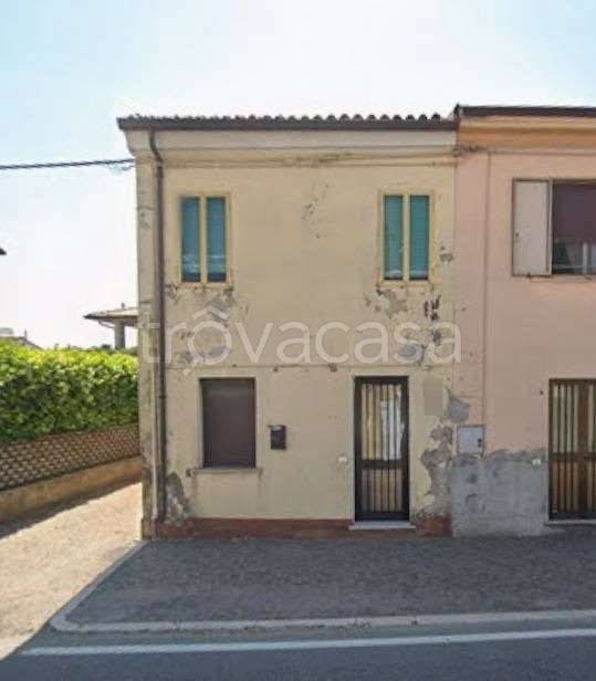 casa indipendente in vendita a Ronco all'Adige