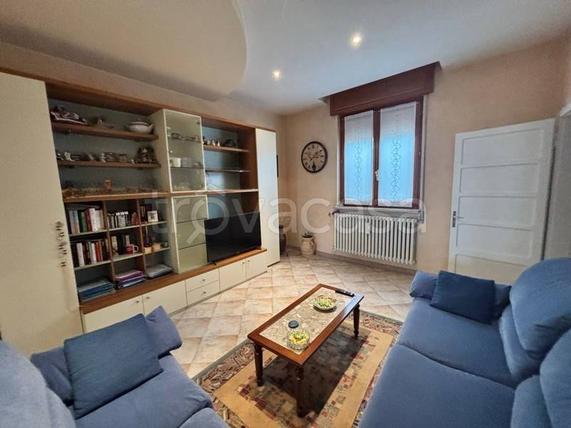 casa indipendente in vendita a Ronco all'Adige