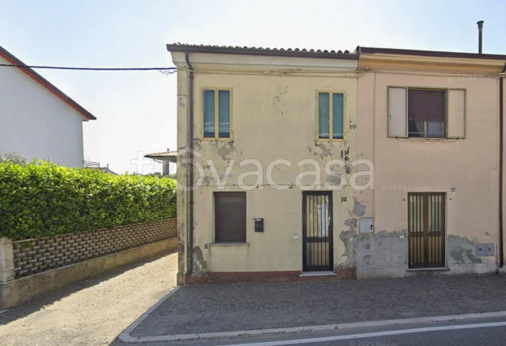 casa indipendente in vendita a Ronco all'Adige
