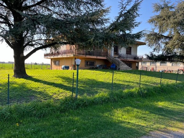 casa indipendente in vendita a Roverchiara