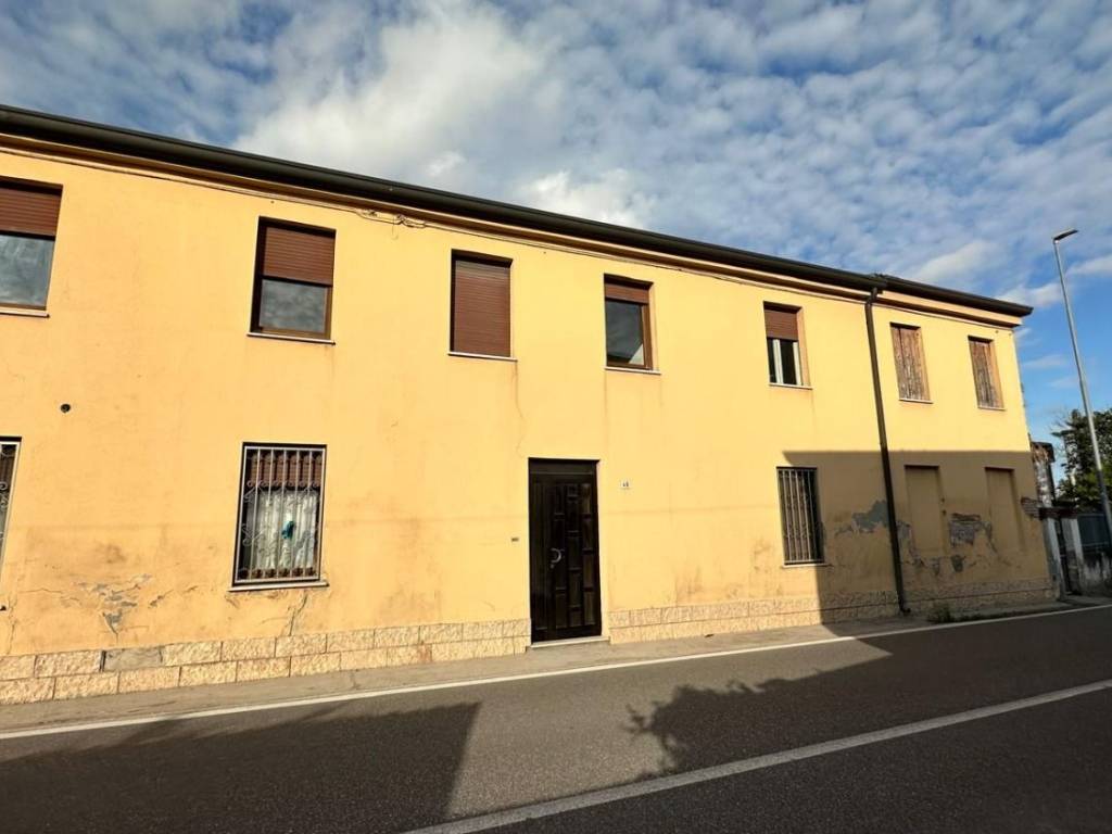 casa indipendente in vendita a Roverchiara