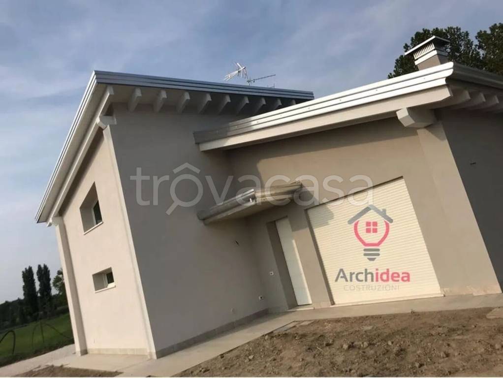 casa indipendente in vendita a Roverchiara