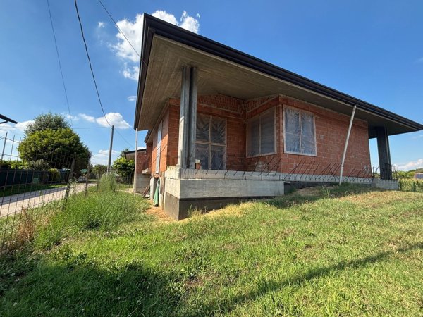 casa indipendente in vendita a Roverchiara