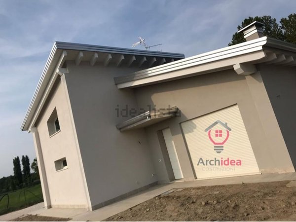 casa indipendente in vendita a Roverchiara